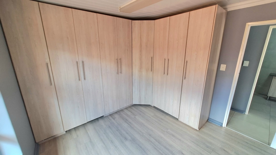 2 Bedroom Property for Sale in Pellissier Free State